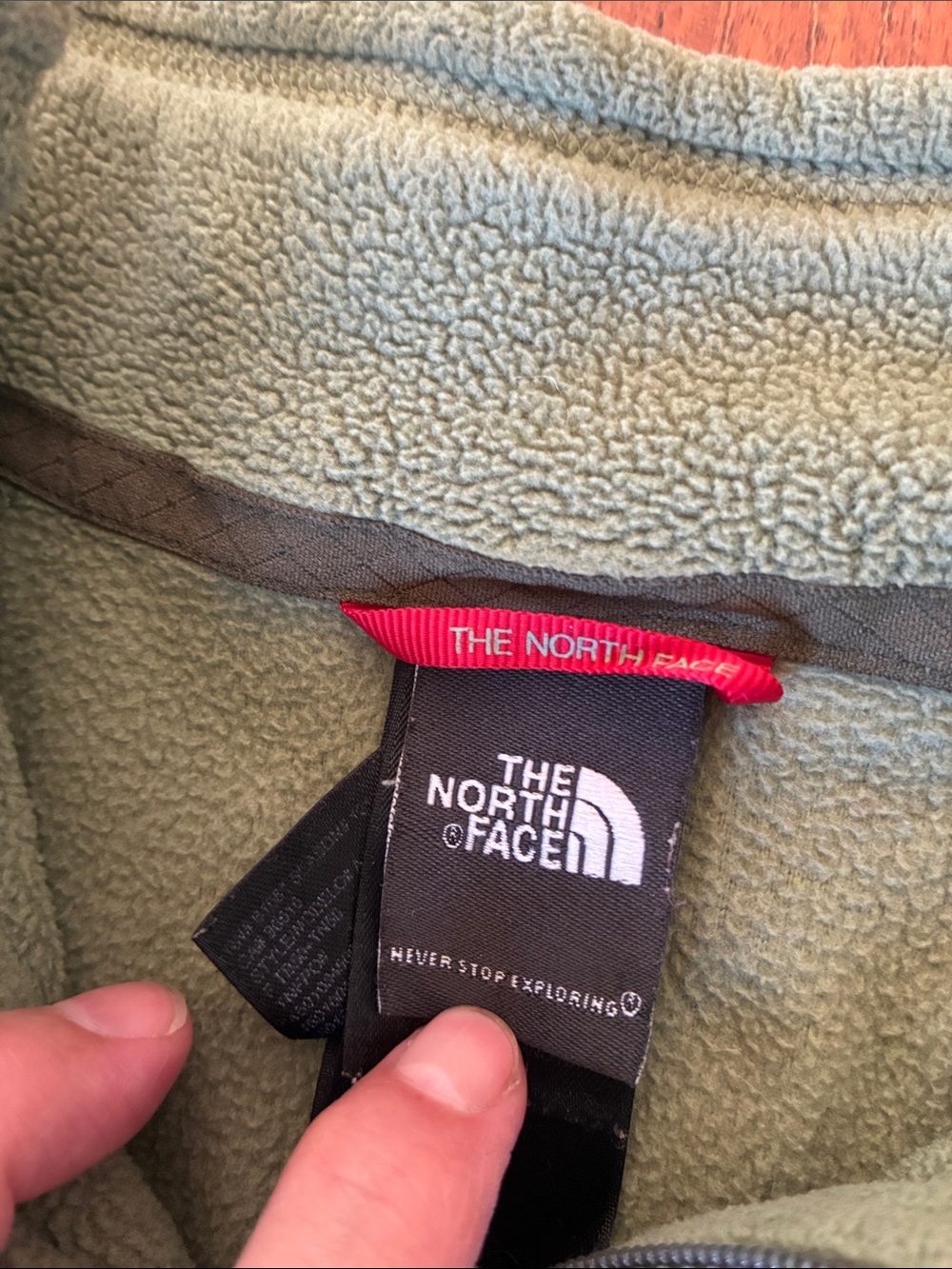 The North Face Men’s Olive Green Half-Zip Fleece Pullover - Picture 2 of 4